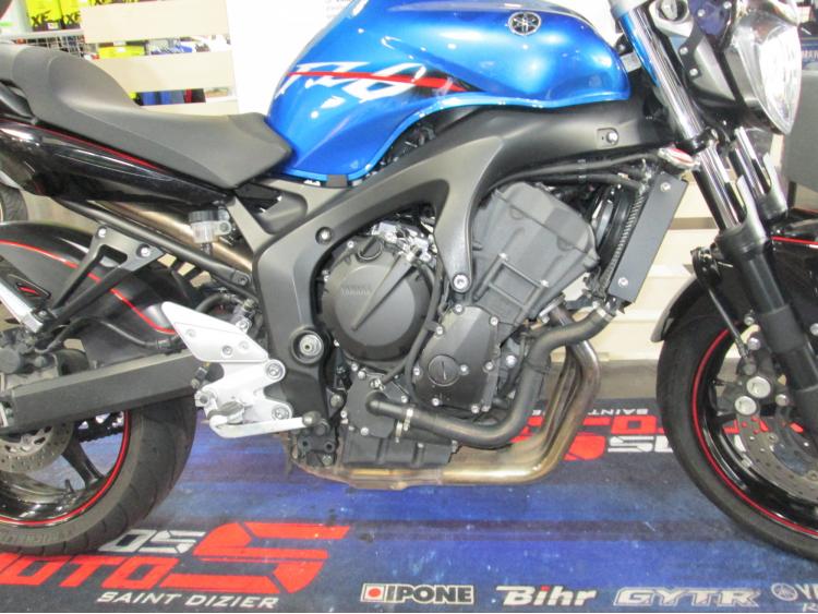YAMAHA 600 FZ 6 