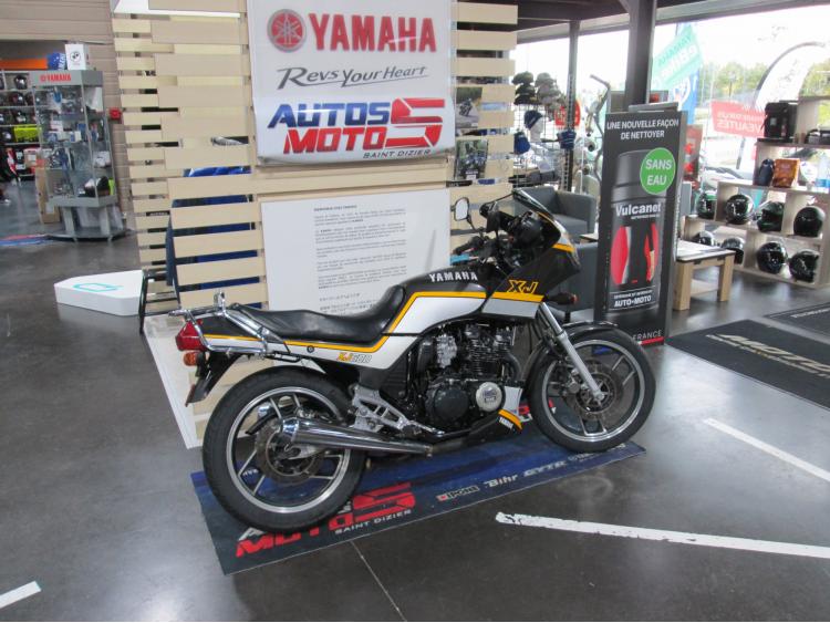 YAMAHA 600 XJ COLLECTOR