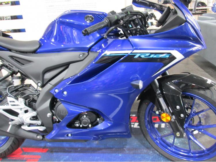 YAMAHA 125 YZF R 2025